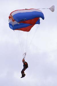 Fallschirmspringer